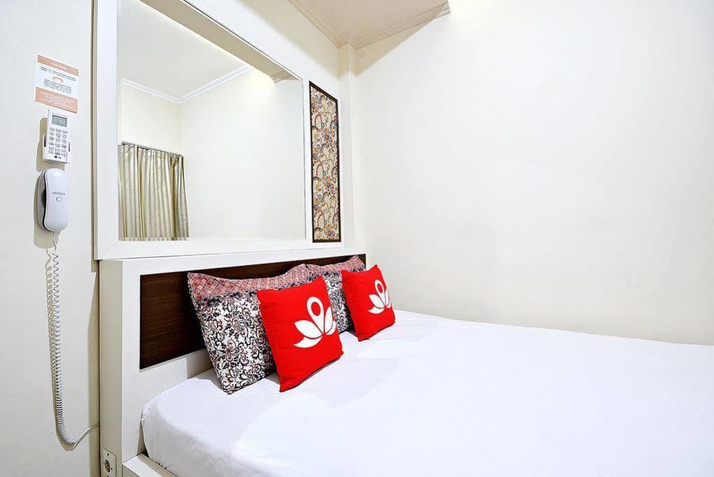 Zen Rooms Cideng Barat Jakarta Eksteriør billede